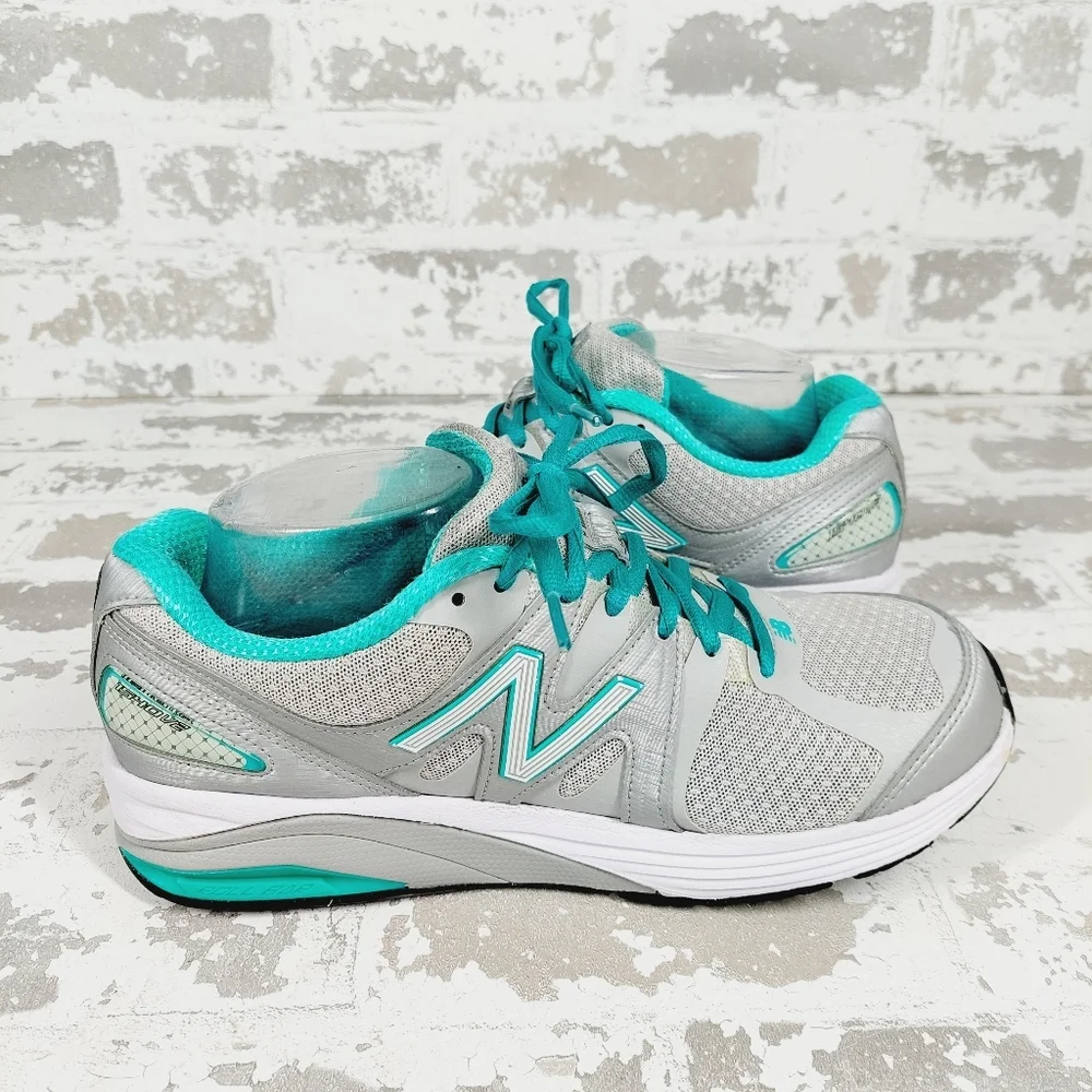 New Balance Teal Gray Lace-Up Mesh Running Athleisure Sneakers I586